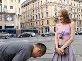 ハンガリーで素人女性をナンパしまくりGETしたスレンダー金髪美女は寿司が大好きな起業家でお人好しだった！　情にもろいハンガリー女性の優しさにつけ込み土下座をして頼み込み生中出しSEXしまくったwww　サンプル画像02